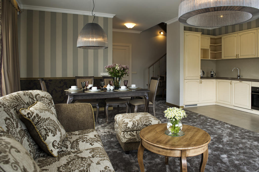 Ursula Royal Apartments Druskininkai Bilik gambar
